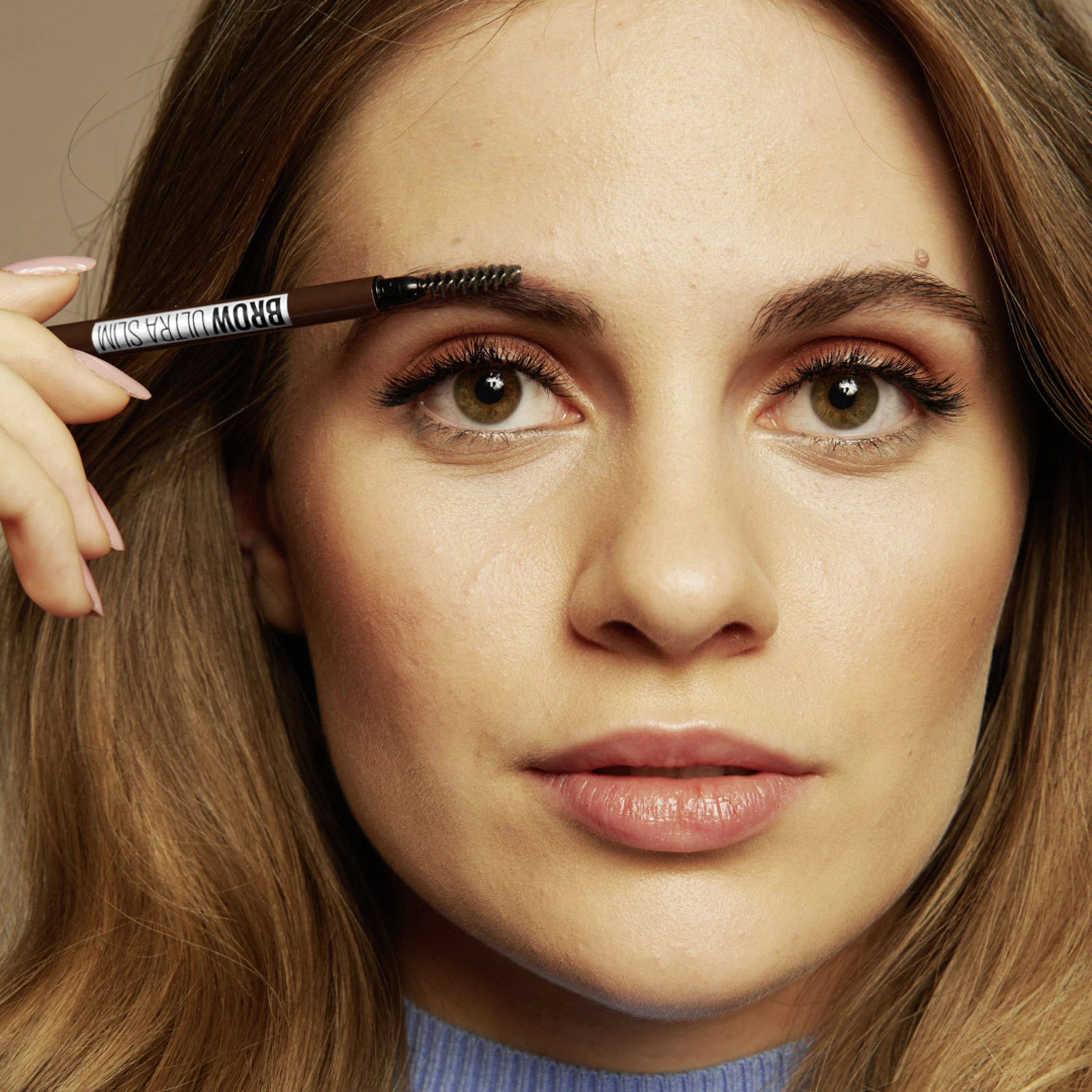 Maybelline New York Express Brow Ultra Slim Augenbrauenstift Nr. 01 Blonde 6 Maybelline New York Express Brow Ultra Slim Augenbrauenstift Nr. 01 Blonde – Bild 6